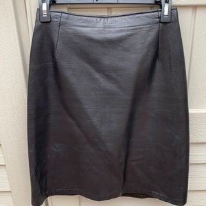 Sidewalk brand black leather skirt sz 8 knee high